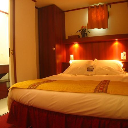 Hotel Bateau Le Phenicien Aigues-Mortes Exteriér fotografie